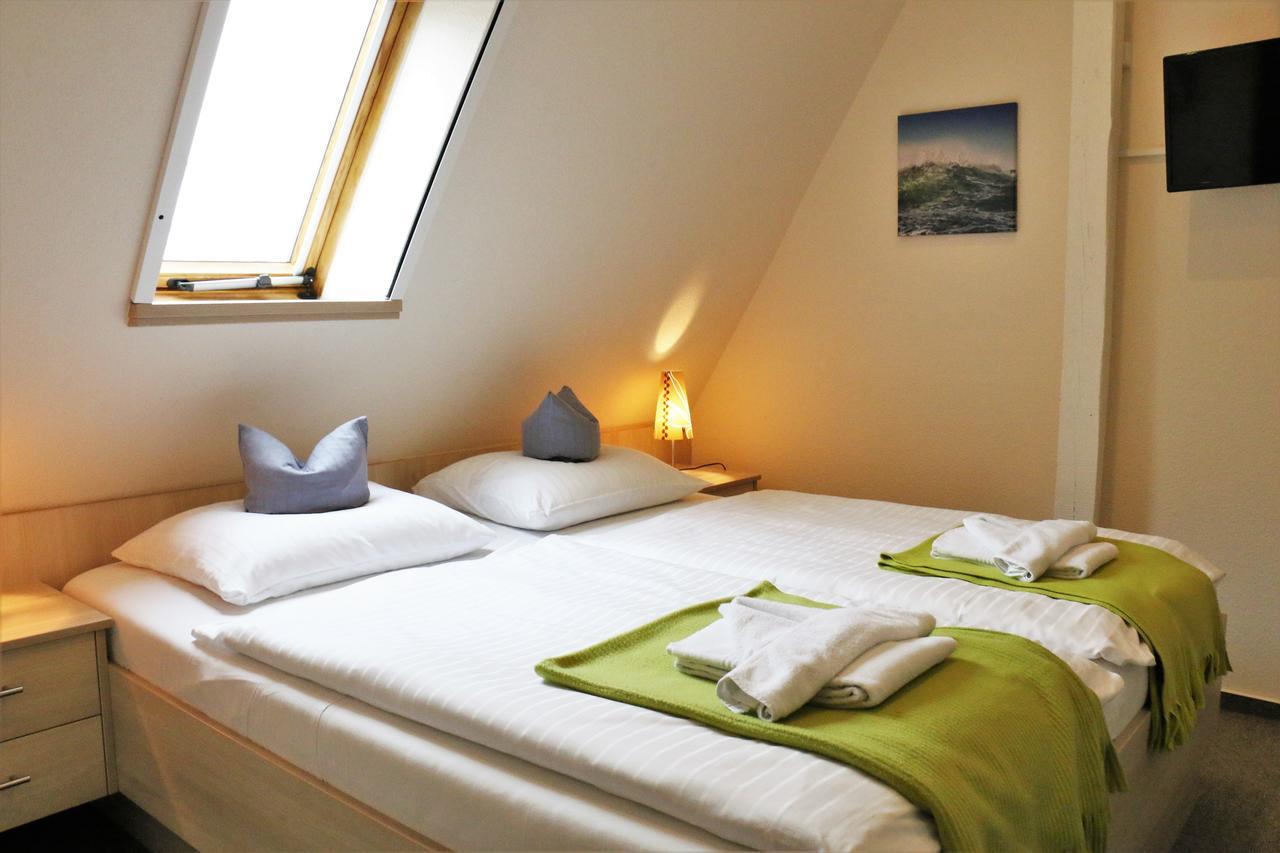 Gruenblau Relax Pension & Apartments Rostock Kültér fotó